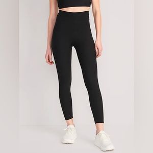 Extra High-Waisted PowerLite Lycra® ADAPTIV 7/8 Leggings for Women- L